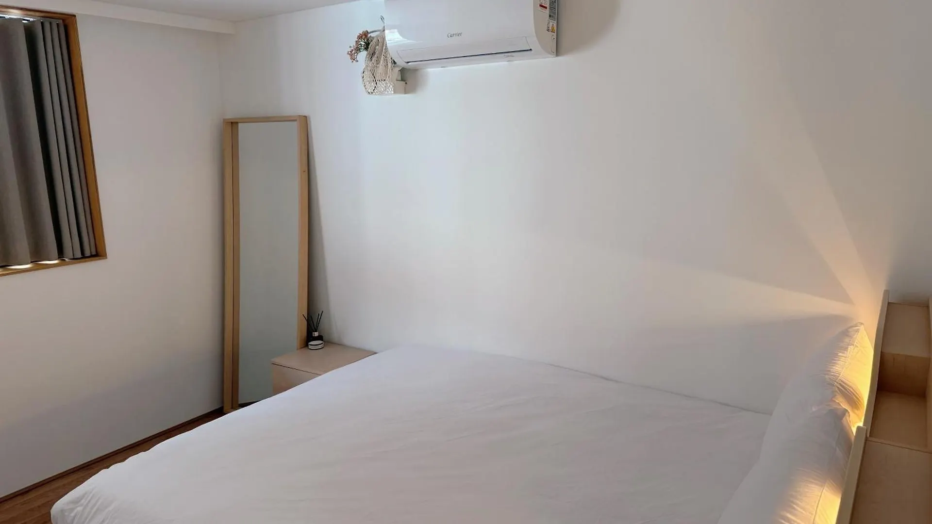 Mangwon Hangang Park House 3 Rooms Or One Room Seoul South Korea